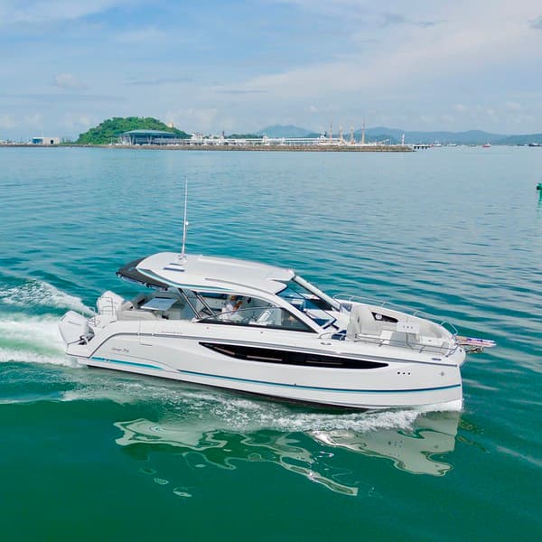 38’ Jeanneau